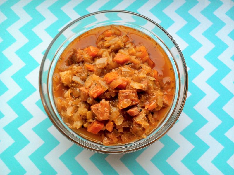 Bigos z białej i kiszonej kapusty
