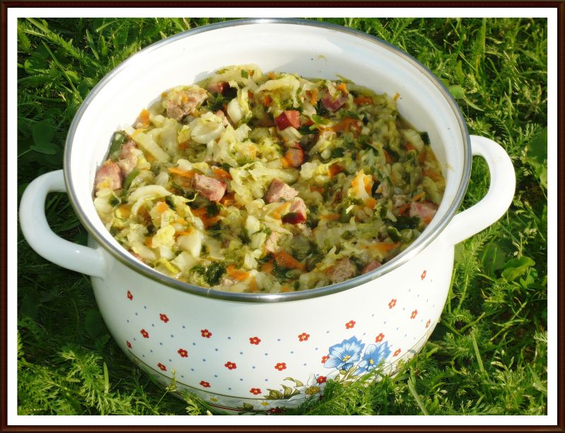 Bigos z kapusty pekińskiej