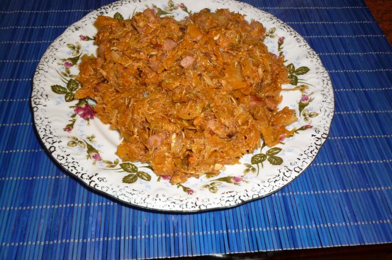 Bigos z młodej i kiszonej kapusty Bigos z młodej i kiszonej kapusty