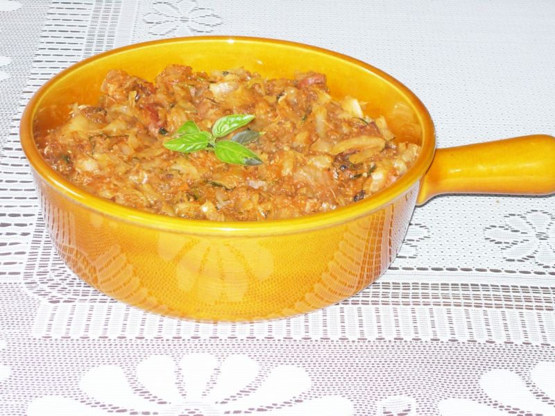 Bigos z młodej kapusty Bigos z młodej kapusty