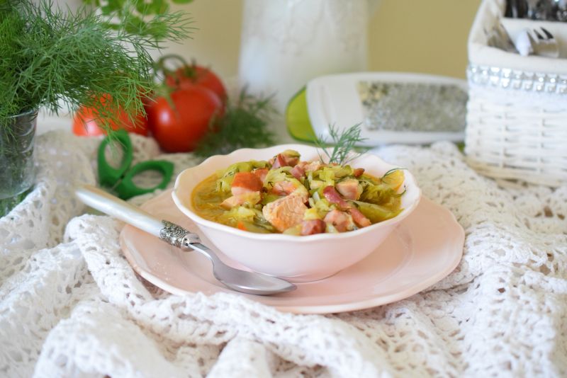 Bigos z młodej kapusty 