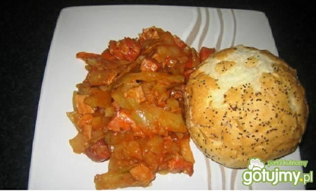 Bigos z młodej kapusty Bigos z młodej kapusty