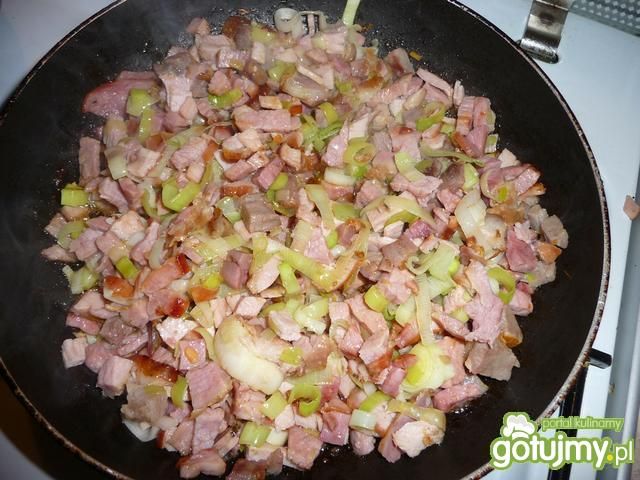 Bigos z młodej kapusty