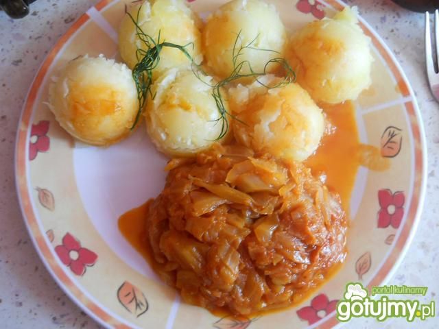 Bigos  ze słodkiej kapusty