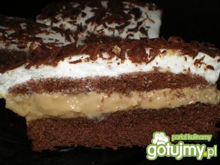 Biszkopt czekoladowy z kremem kawowym