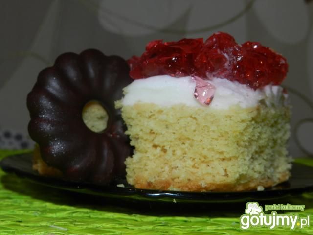 Biszkopt kokosowy. Biszkopt kokosowy.