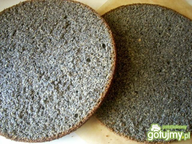 Biszkopt mocno makowy 