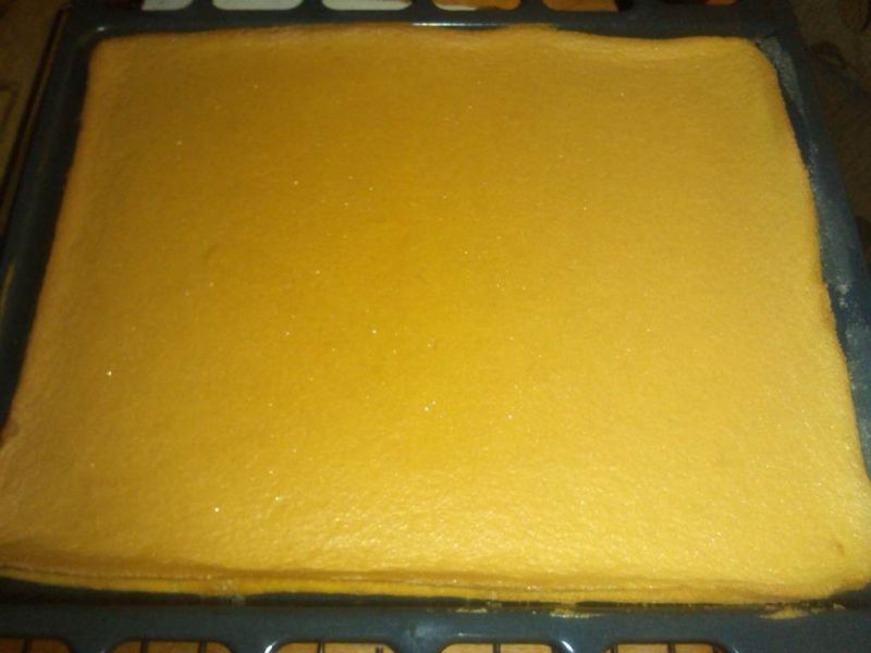 Biszkopt na roladę na krupczatce z octem