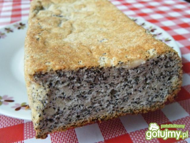 Biszkopt z białek i maku 