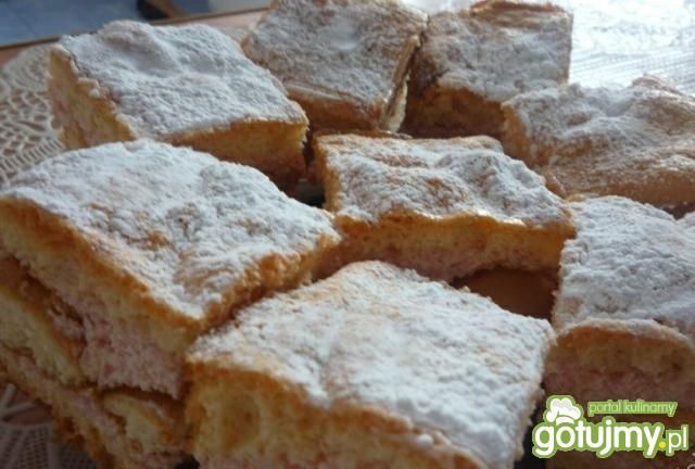 Biszkopt z ciasteczkami Biszkopt z ciasteczkami
