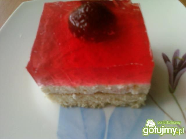 Biszkopt z galaretką 