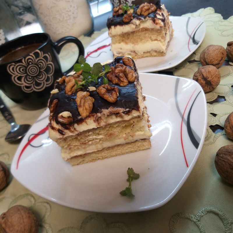 Biszkopt z kremem budyniowym z mascarpone Biszkopt z kremem budyniowym z mascarpone