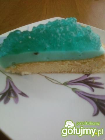 Biszkopt z masą jogurtową i galaretką
