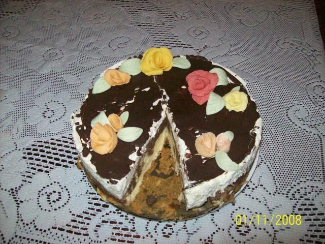 Biszkopt z mleczną pianką