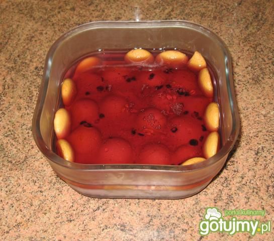 Biszkoptowa galaretka  Biszkoptowa galaretka