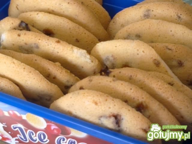 Biszkopty z kawałkami czekolady 