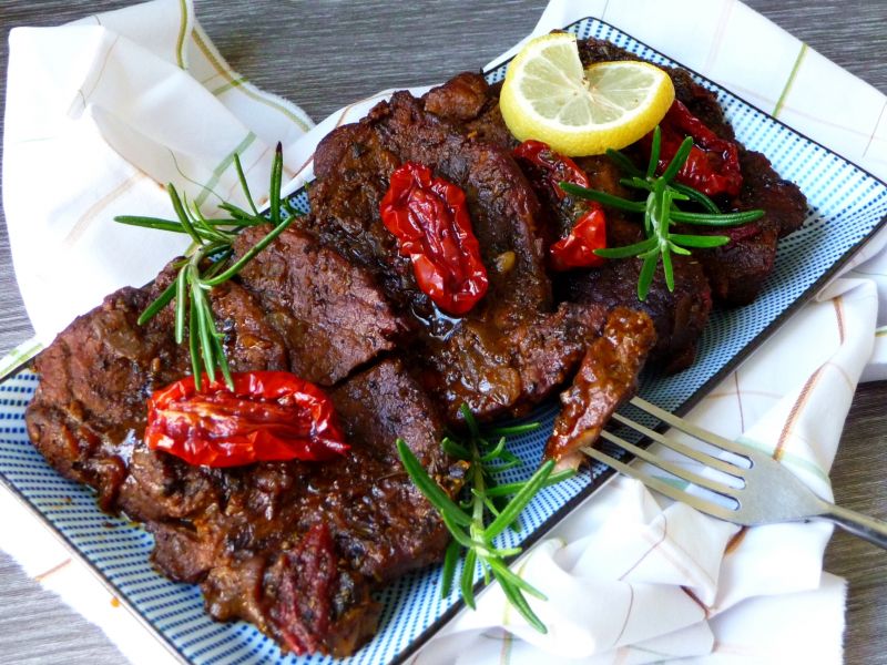 Bitki duszone w cebuli Bitki duszone w cebuli