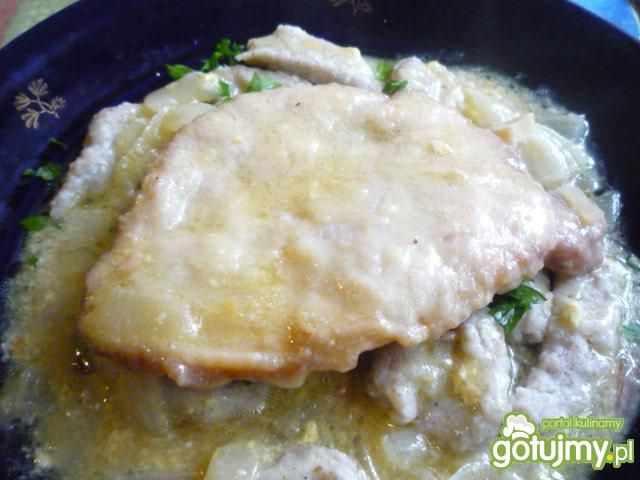 Bitki w sosie cebulowo musztardowym 