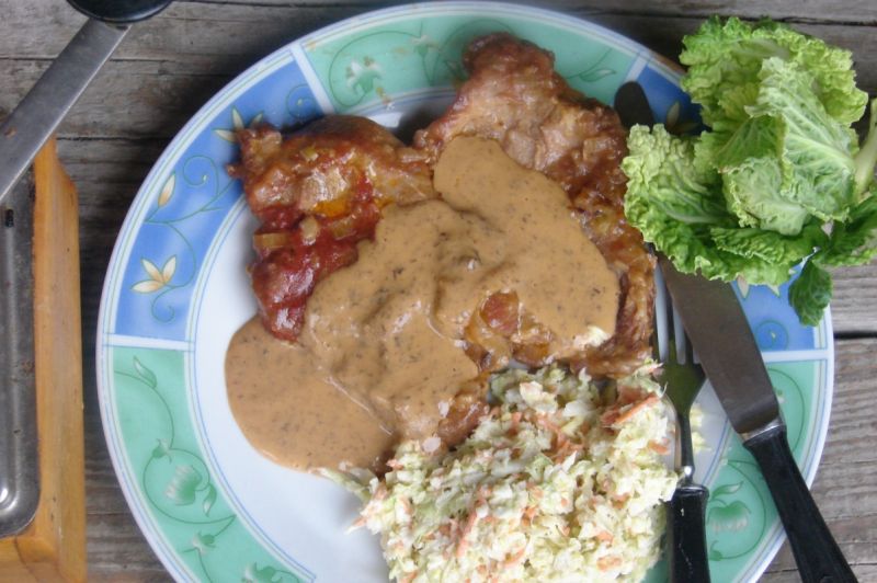 Bitki wieprzowe w sosie  myśliwskim  Bitki wieprzowe w sosie  myśliwskim