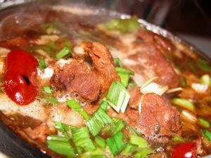 Bitki wołowe z papryką i cebulą