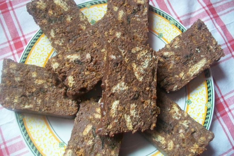 Blok czekoladowy z orzechami i otrębami