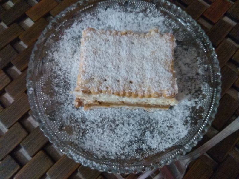 Błyskawiczne ciasto na herbatnikach