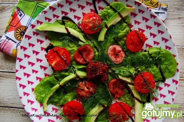 Boćwina z grillowaną kiełbaską  Boćwina z grillowaną kiełbaską