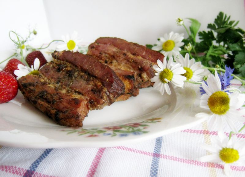 Boczek czosnkowy z grilla Boczek czosnkowy z grilla