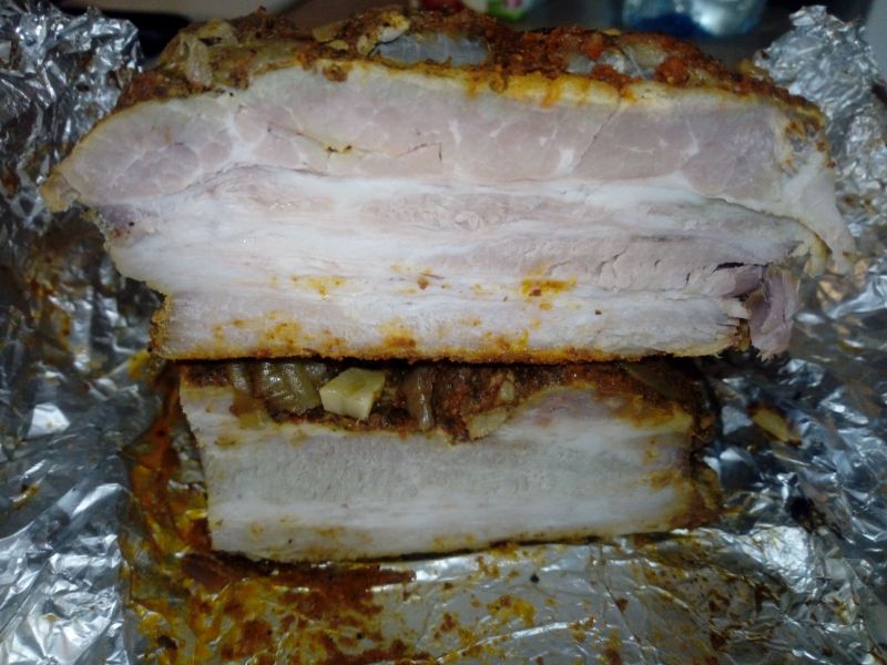 Boczek pieczony w czosnku Boczek pieczony w czosnku