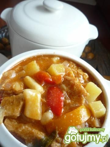 Bogracz wegetariański z kluseczkami