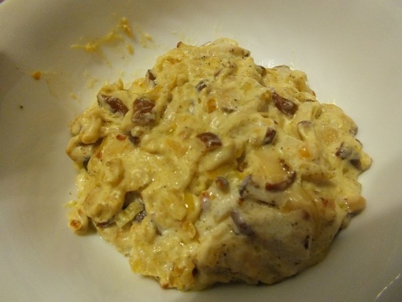 Borowiki w śmietanie z cebulą Borowiki w śmietanie z cebulą