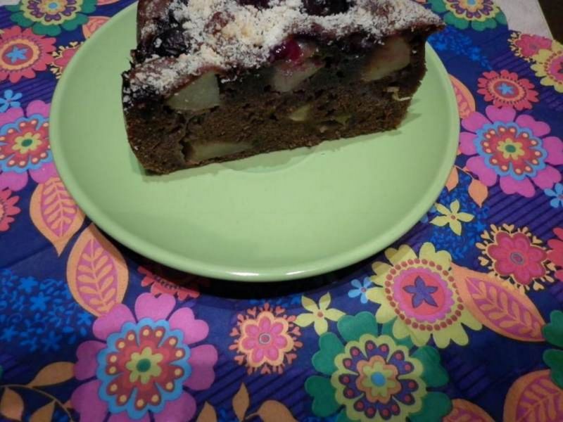 Borówkowo - jabłkowy salcesonik z migdałowym pyłem