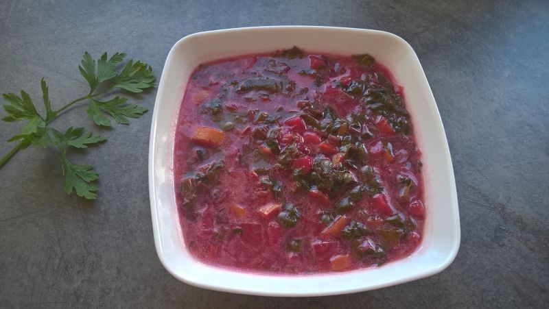 Botwinka z żółtą cukinią Botwinka z żółtą cukinią