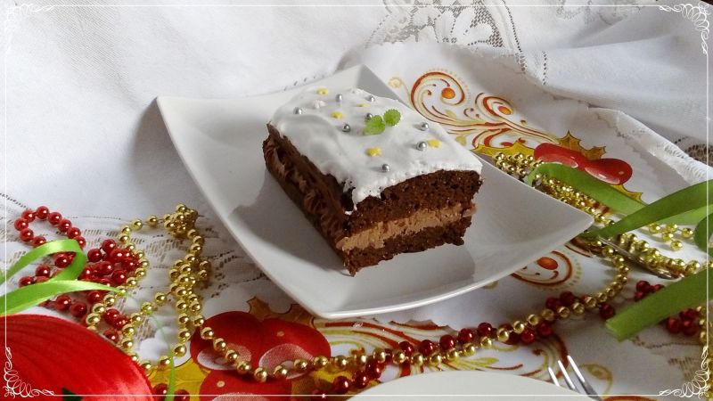 Bożonarodzeniowy piernik przekładany bez tłuszczu