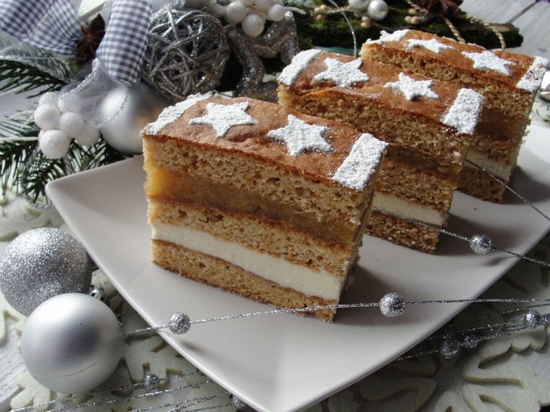 Brazylianka z kremem z jabłkami