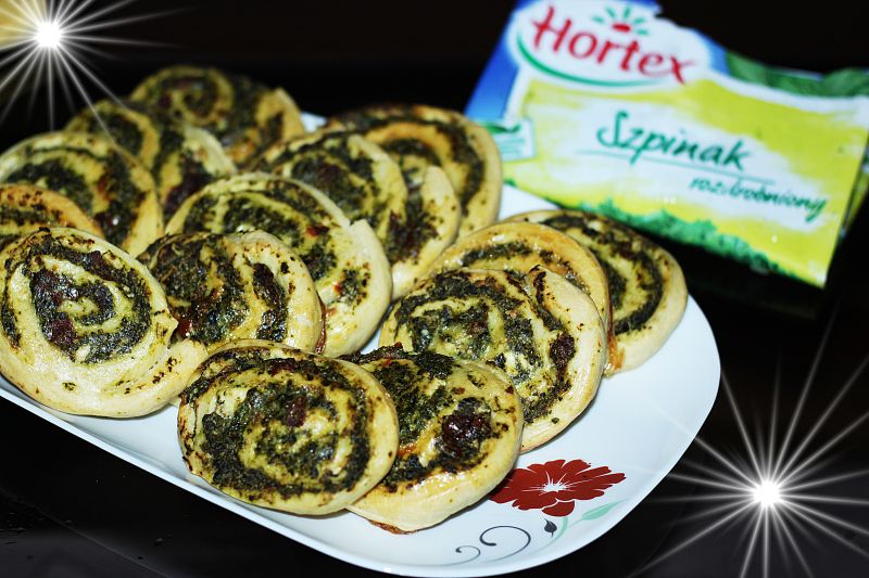 Brazylijskie bułeczki z parmezanem Pão de Queijo Brazylijskie bułeczki z parmezanem Pão de Queijo