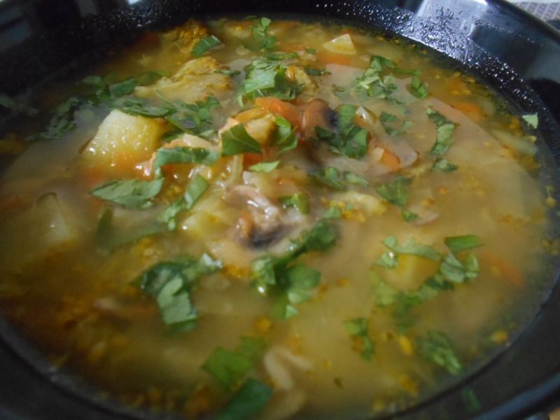 Brokułowa z pieczarkami Brokułowa z pieczarkami