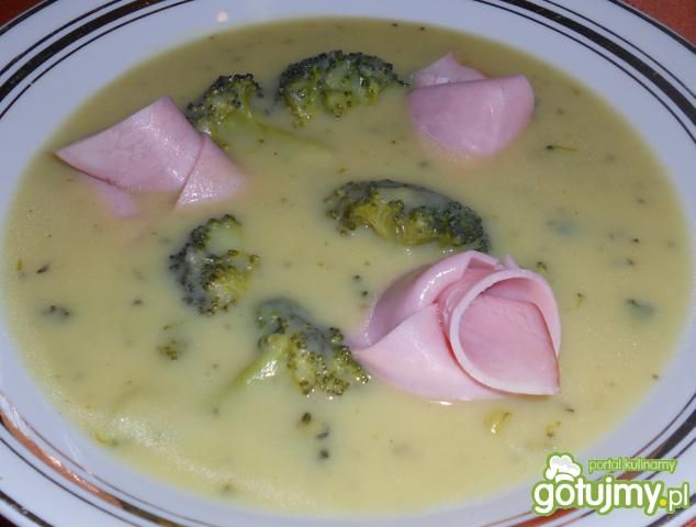 Brokułowa z szynką Brokułowa z szynką