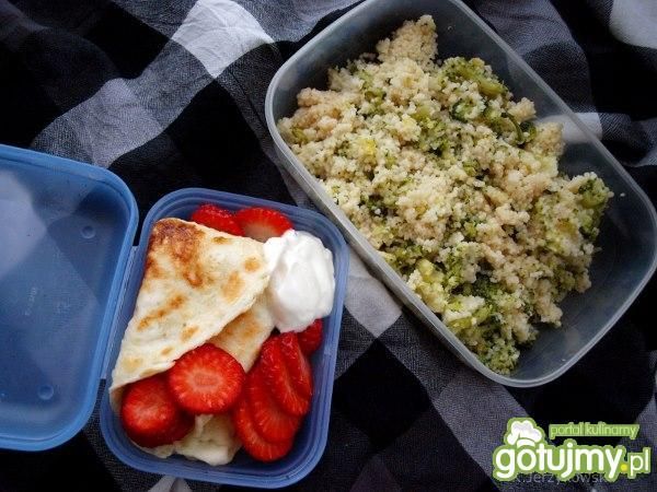 Brokuły z kuskusem na zimno