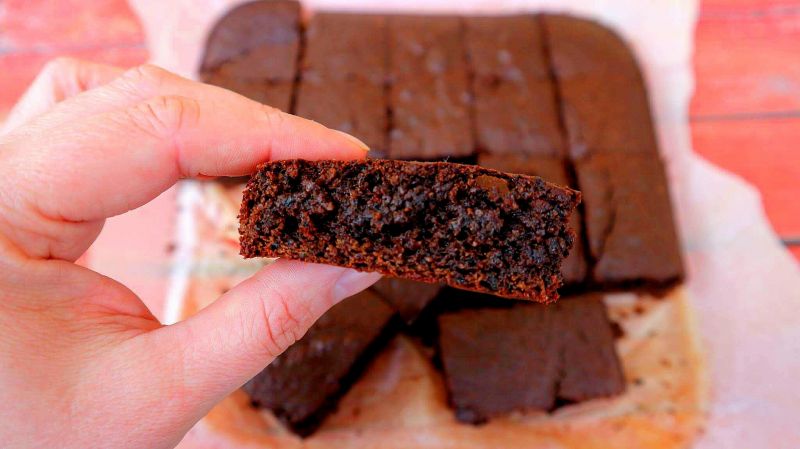 Brownie bananowo-czekoladowe z ciecierzycy Brownie bananowo-czekoladowe z ciecierzycy