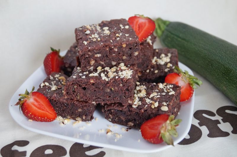 Brownie z cukinią i orzechami