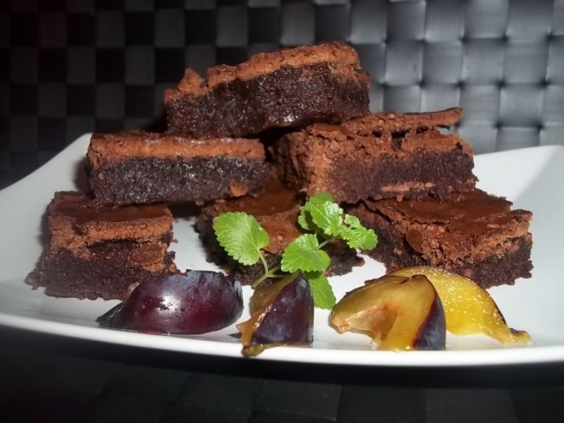 Brownie z mleczną czekoladą