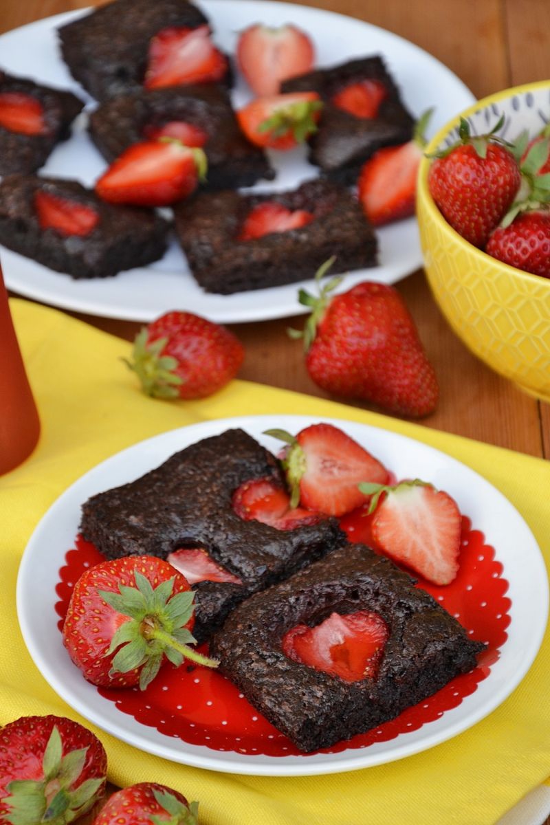 Brownie z truskawkami