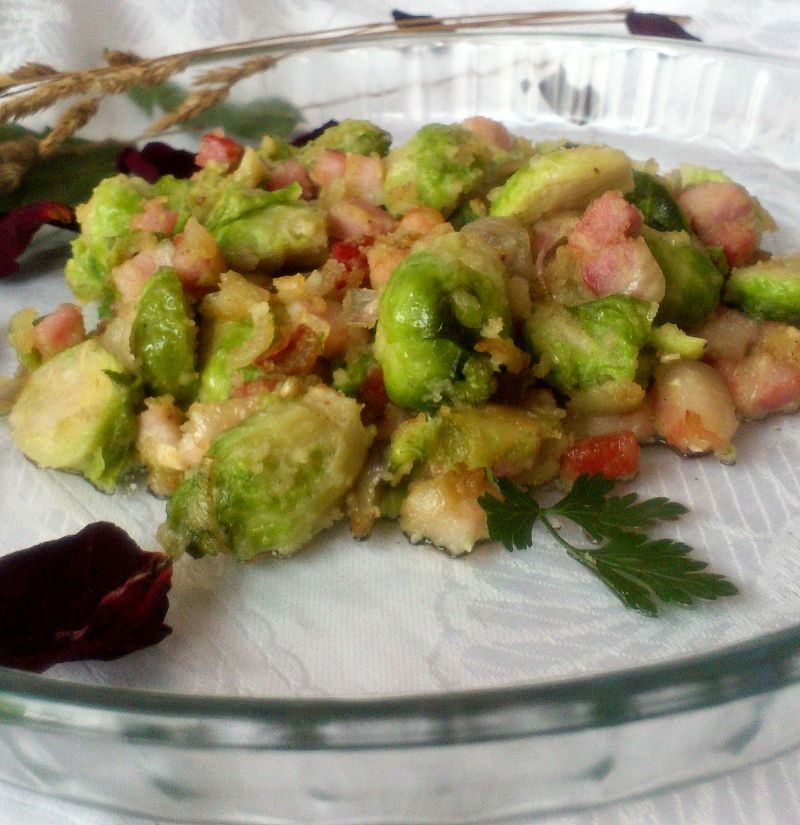 Brukselka zasmażana z boczkiem