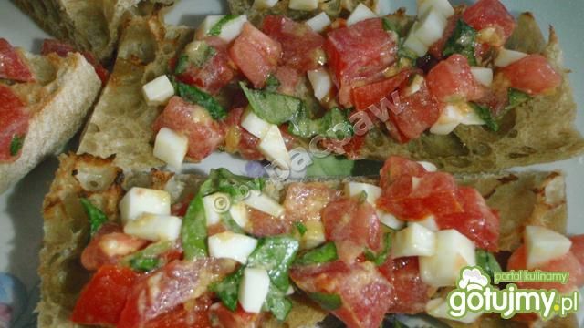 Bruschetta z jajkiem Bruschetta z jajkiem