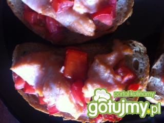 Bruschetta z łososiem Bruschetta z łososiem
