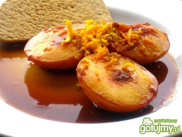 Brzoskwinie w syropie pomarańczowym Brzoskwinie w syropie pomarańczowym