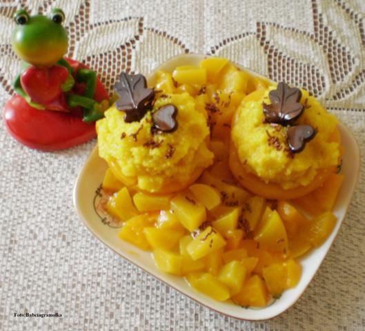 Brzoskwinie z amarantusem :