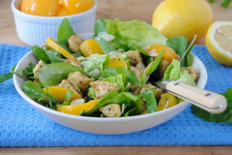 Brzoskwiniowa sałatka