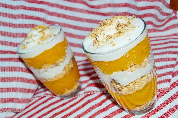 Brzoskwiniowe deserki